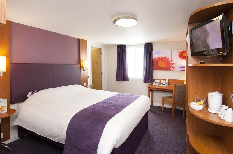Premier Inn York North Exterior photo